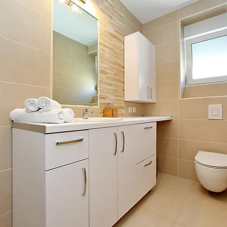 Luxury Sikiric With Fantastic View On The Sea Bibinje