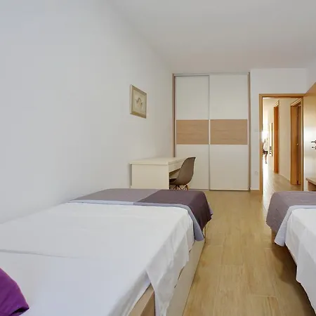Luxury Sikiric With Fantastic View On The Sea Bibinje