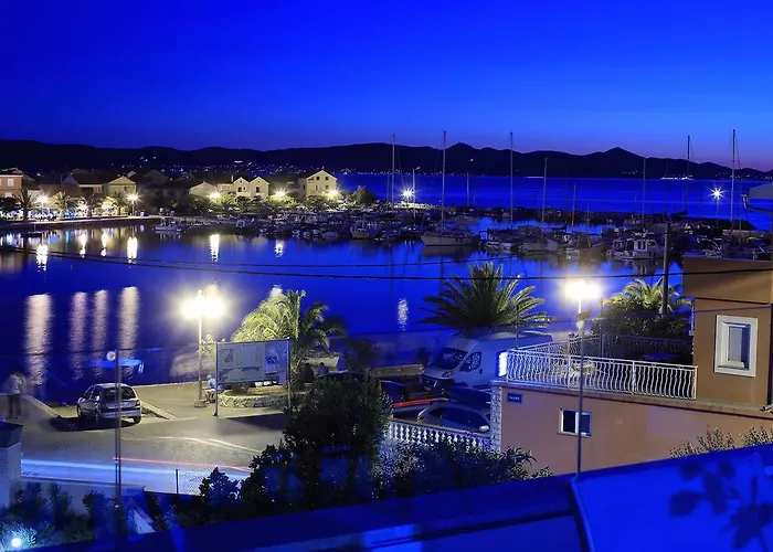 Luxury Apartments Sikiric With Fantastic View On The Sea *