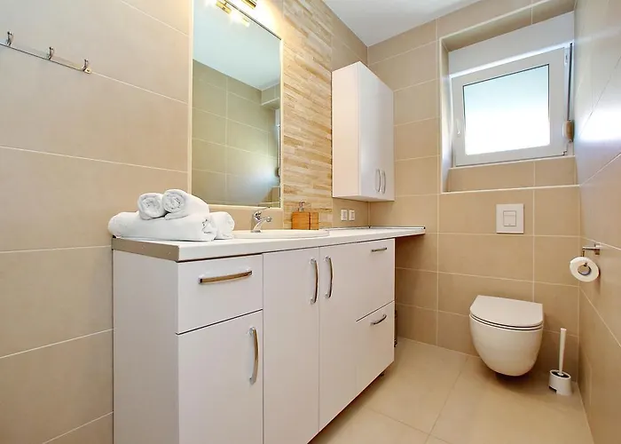 Luxury Apartments Sikiric With Fantastic View On The Sea Bibinje