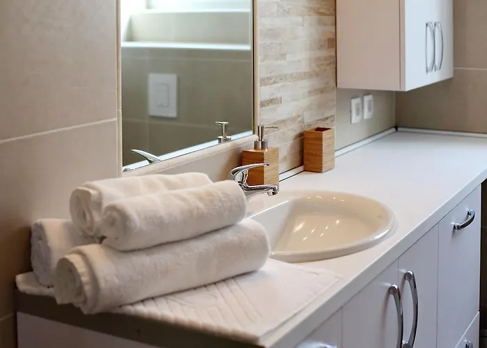 Luxury Apartments Sikiric With Fantastic View On The Sea Apartman