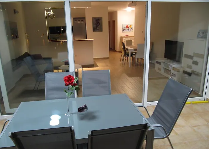 Luxury Apartments Sikiric With Fantastic View On The Sea