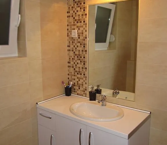 Apartment Luxury Apartments Sikiric With Fantastic View On The Sea Bibinje