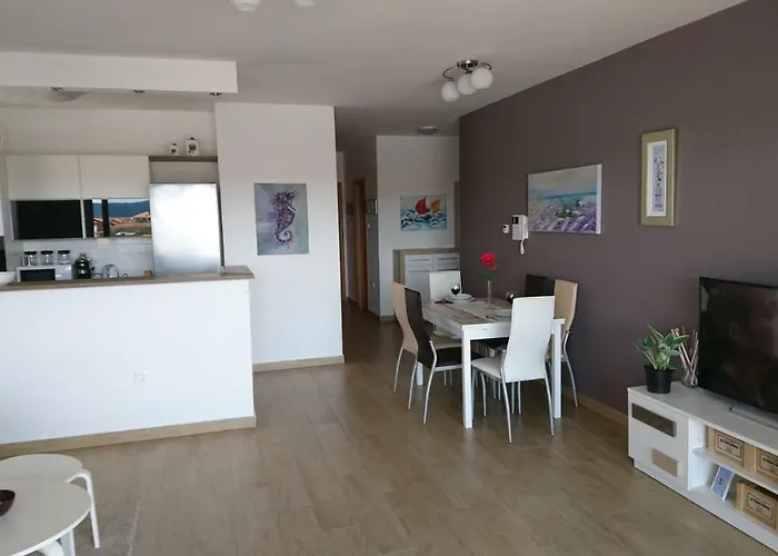 Apartman Luxury Apartments Sikiric With Fantastic View On The Sea *