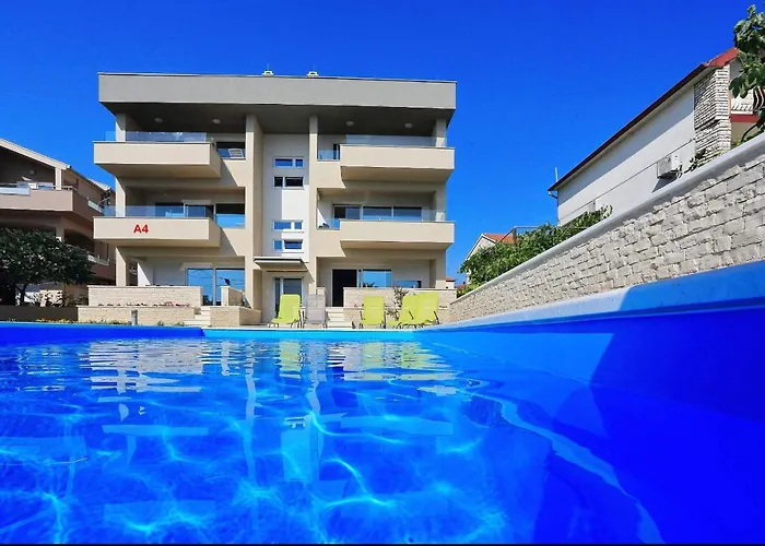 Luxury Apartments Sikiric With Fantastic View On The Sea Bibinje