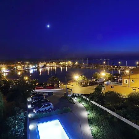 Luxury Sikiric With Fantastic View On The Sea Bibinje