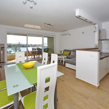 Apartment Luxury Apartments Sikiric With Fantastic View On The Sea