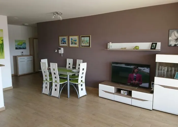 Luxury Sikiric With Fantastic View On The Sea Bibinje